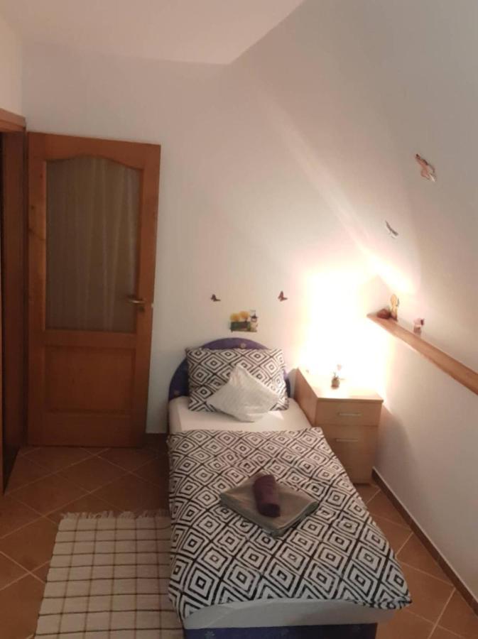 Erdey Apartman Barcs Exterior foto